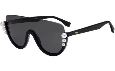 megan love island gucci sunglasses